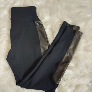 - Spanx hi-waisted faux‎ leather blend leggings